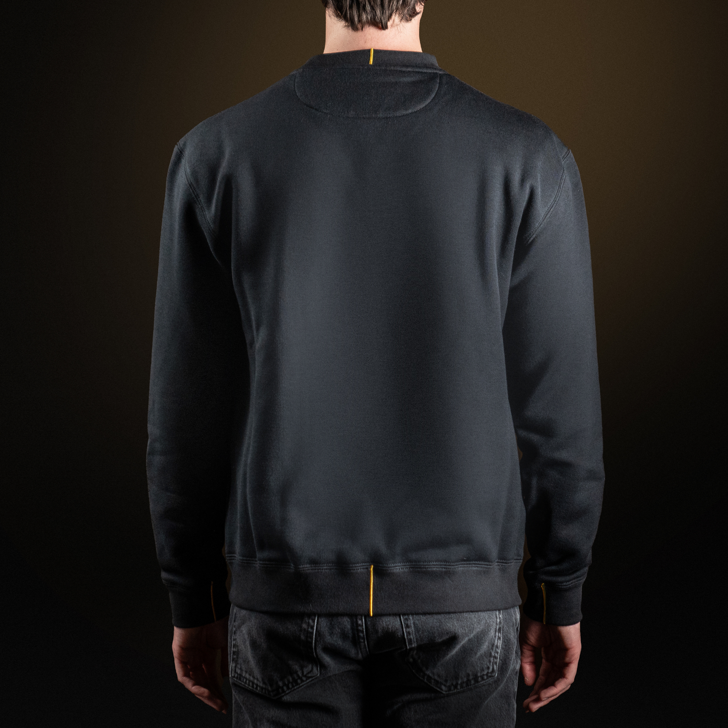 Black round-neck sweatshirt