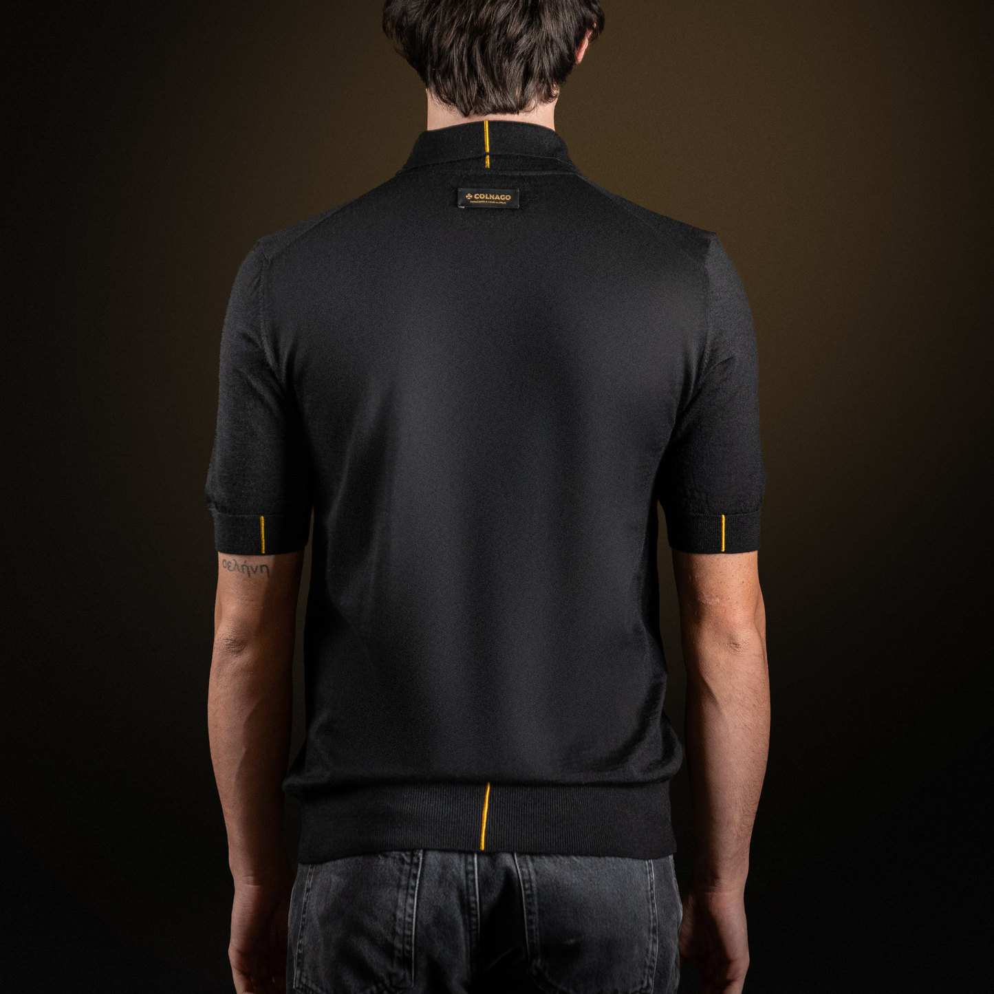 Polo en cachemire noir manches courtes